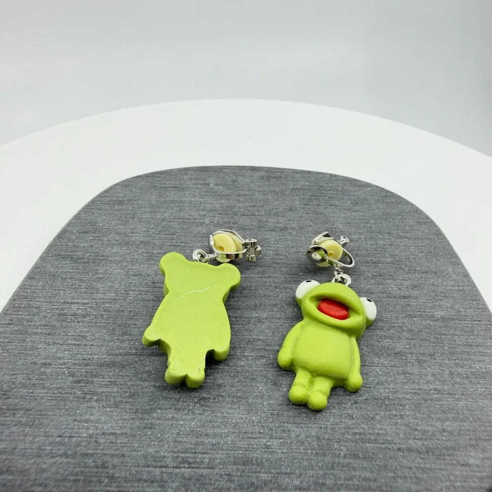 Earrings Clip On Dangle Green Frog Vintage Kawaii Novelty Whimsical Statement